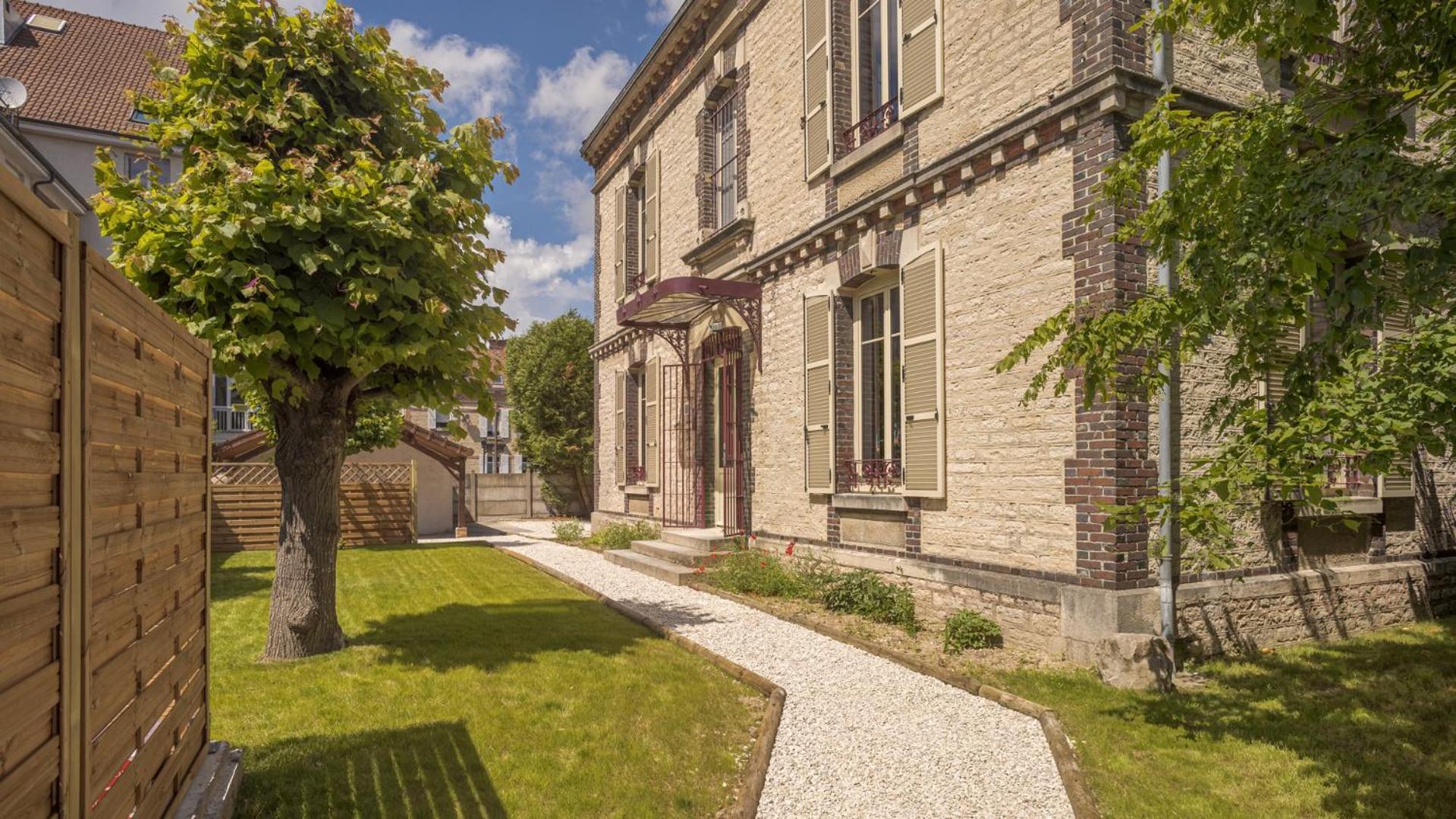 Bonappart 11 - Charme Napoleonien & Confort Troyes Exterior foto